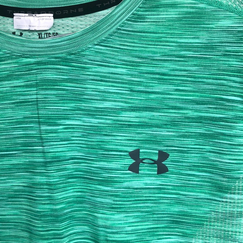 MENS FITTED HEAT gear size XL